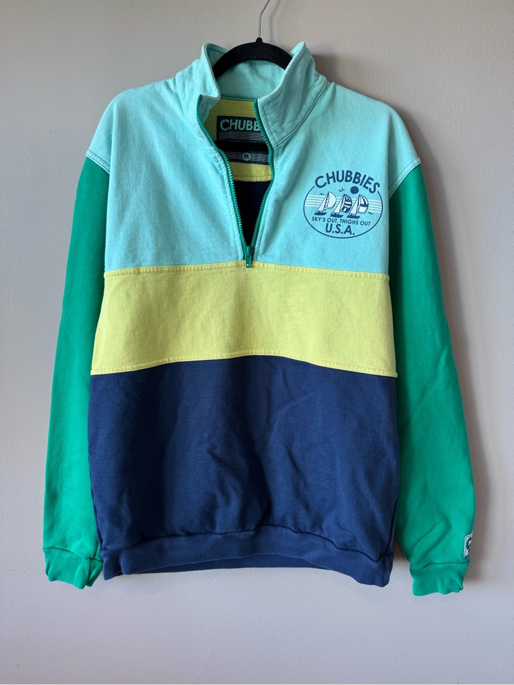 Chubbies Men’s Sky’s Out Thighs Out Quarter Zip Colorblock Sweatshirt Medium